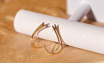 Curved Earcuff